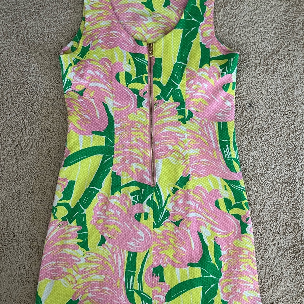 Beautiful Lilly Pulitzer dress - Picture 2 of 7
